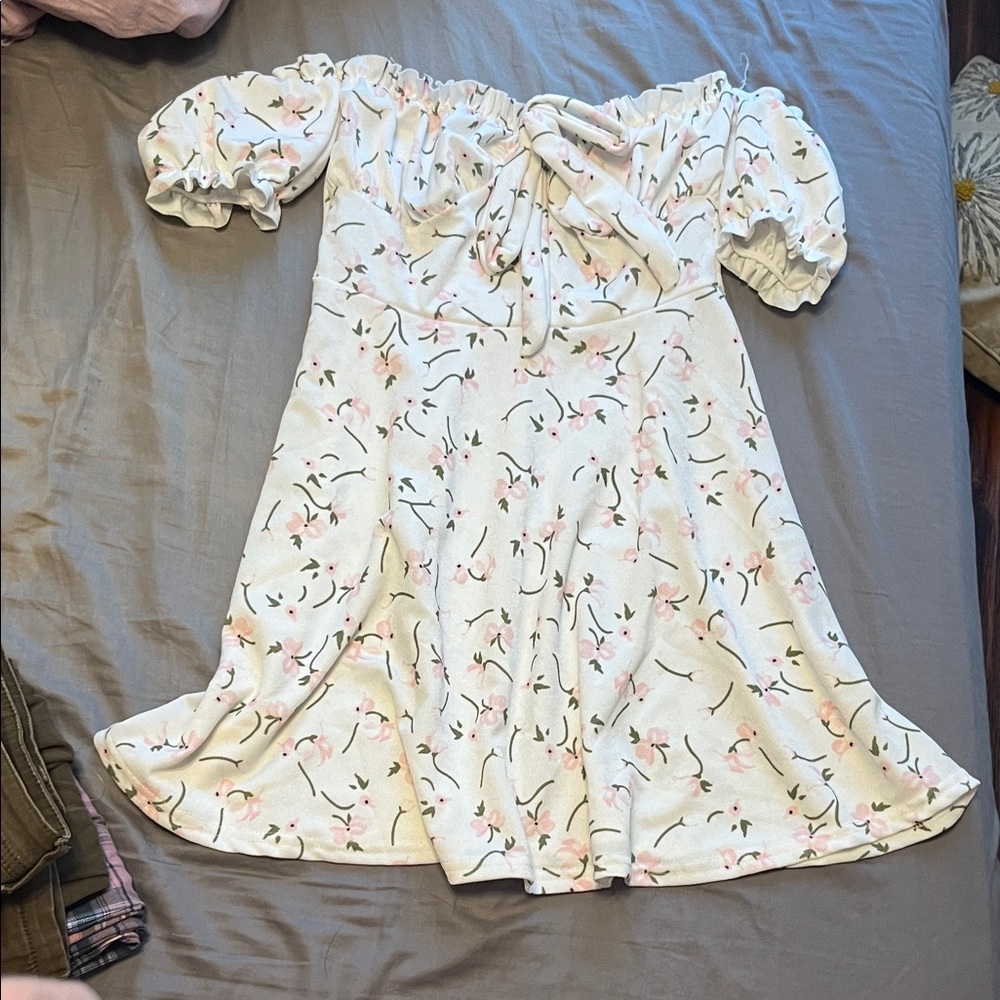 PrettyLittleThing Floral Off-Shoulder Mini Dress